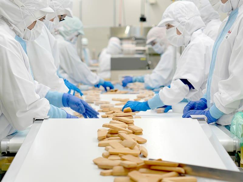 主力商品の洋菓子をモチーフに、心地よく機能的なオフィスをデザイン。