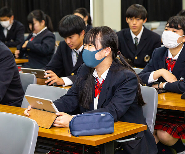 東奥義塾高等学校