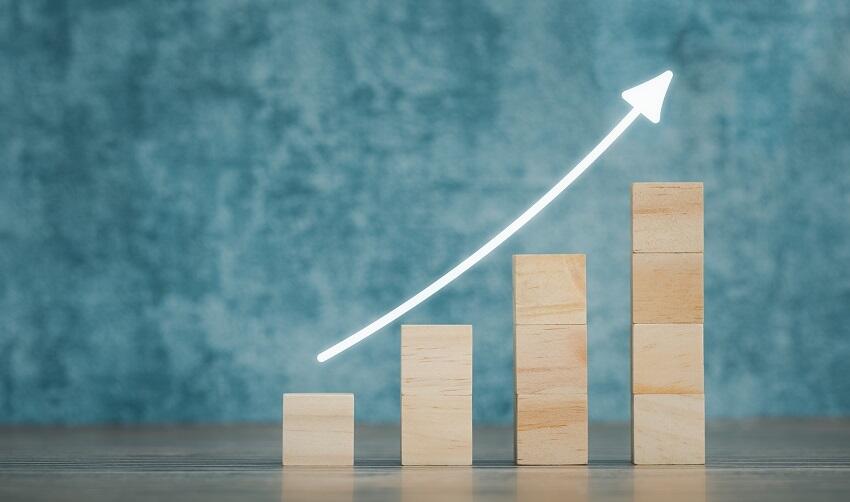 リモートワークは生産性が低い?原因と生産性を向上させる方法を解説