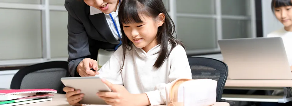 教育DXの具体的な事例は?取り組み内容や導入時の課題も解説