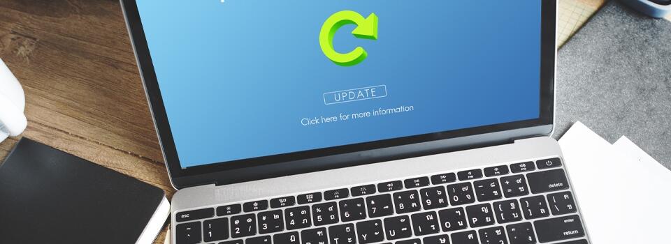 Windows 11の無償アップグレード対応を進める企業向けに解説。