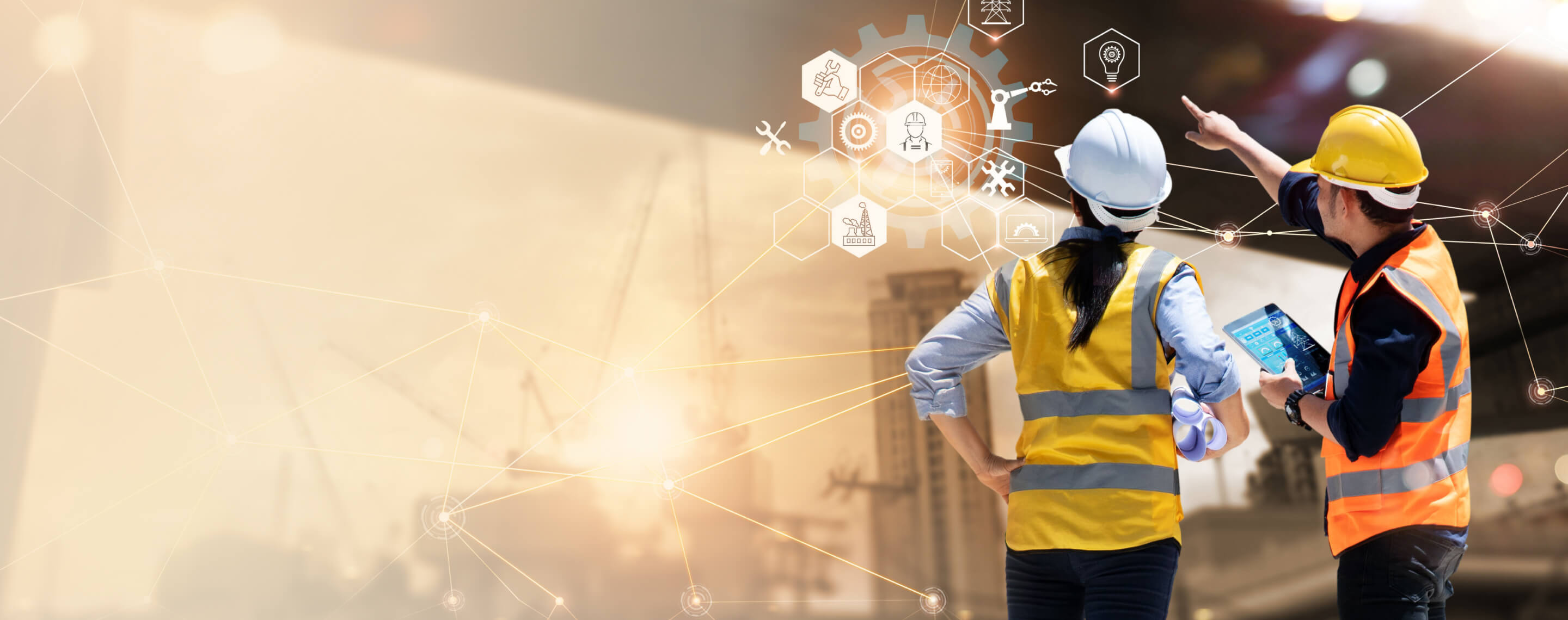 建設業の課題を解決!建設DX実現ならKDDI Biz Edge スマートデバイスやクラウドツール、セキュリティ対策や通信環境の構築・整備まで豊富なラインアップをワンストップで提供しています。